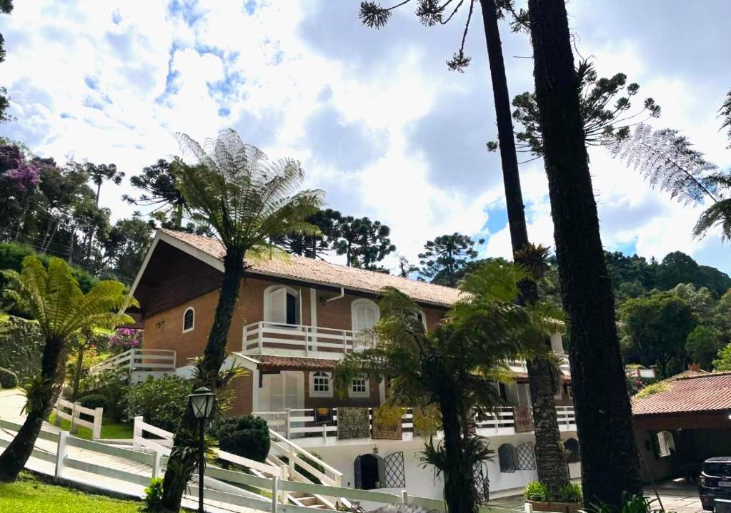 Alpes Do Manacas Hotel - Campos do Jordao — Photos 2